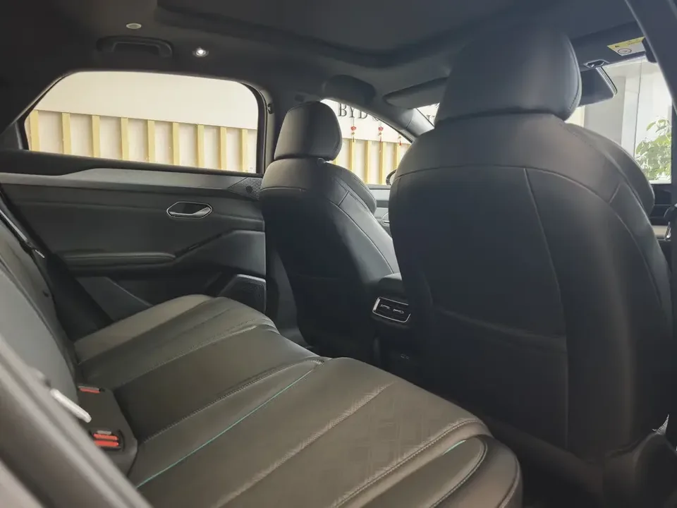 BYD Qin L EV Qin L EV 2025 545KM Excellent 2025 — thumbnail 4
