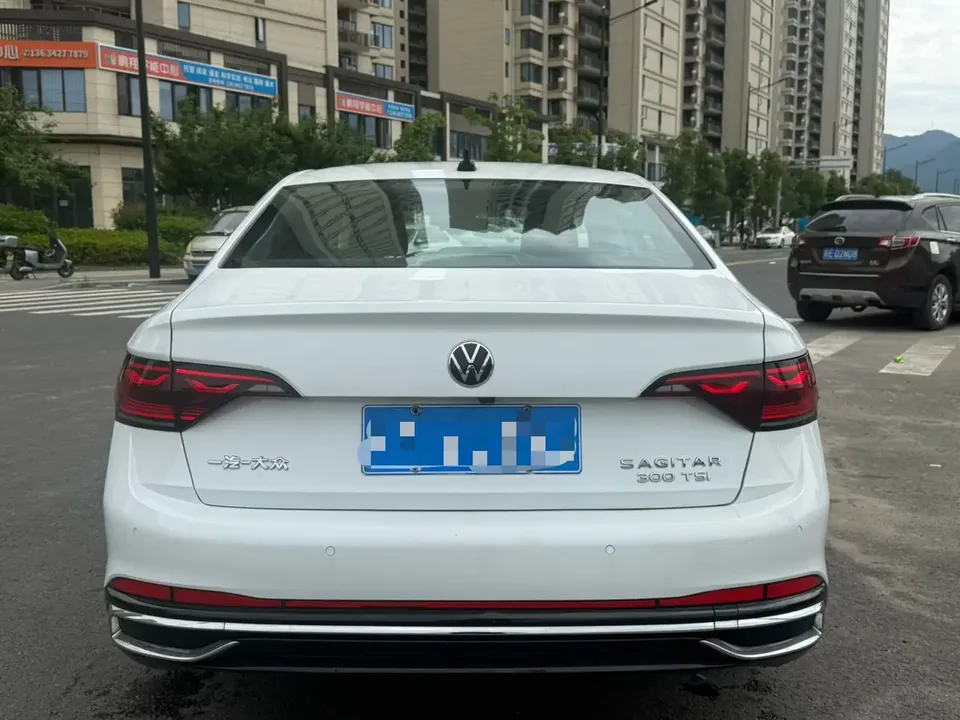 Volkswagen Sagitar Sagitar 2023 200TSI DSG Flying Edition 2023 — thumbnail 5