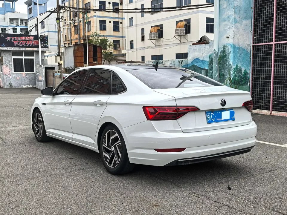 Volkswagen Sagitar Sagitar 2022 280TSI DSG Flying Edition 2022 — миниатюра 4