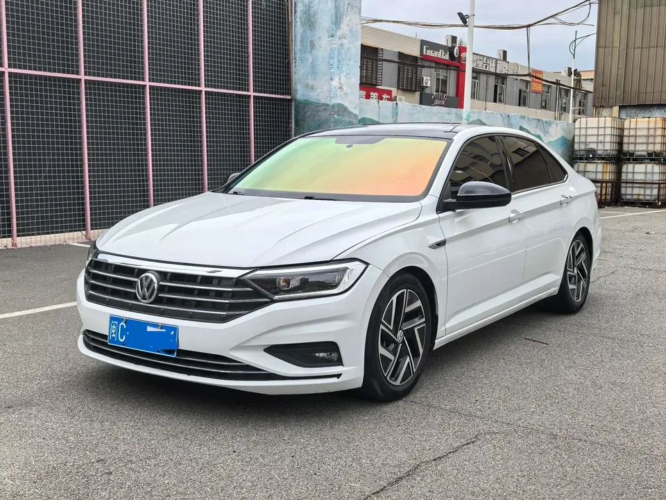 Volkswagen Sagitar Sagitar 2022 280TSI DSG Flying Edition 2022 — фото 1, купить с доставкой в Москву
