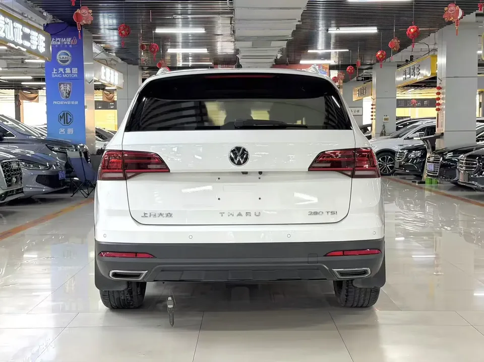 Volkswagen Tharu tuyue 2022 280TSI 2WD Deluxe Edition 2022 — миниатюра 4