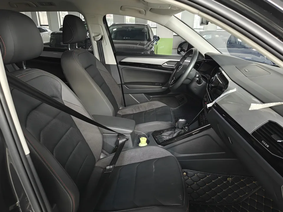 Volkswagen Tayron Tanyue 2022 280TSI 2WD Luxury Smart Edition 2022 — thumbnail 4