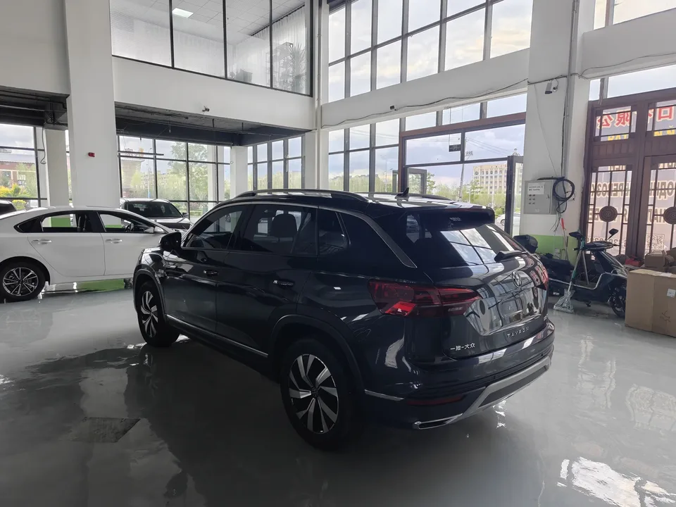 Volkswagen Tayron Tanyue 2022 280TSI 2WD Luxury Smart Edition 2022 — thumbnail 5