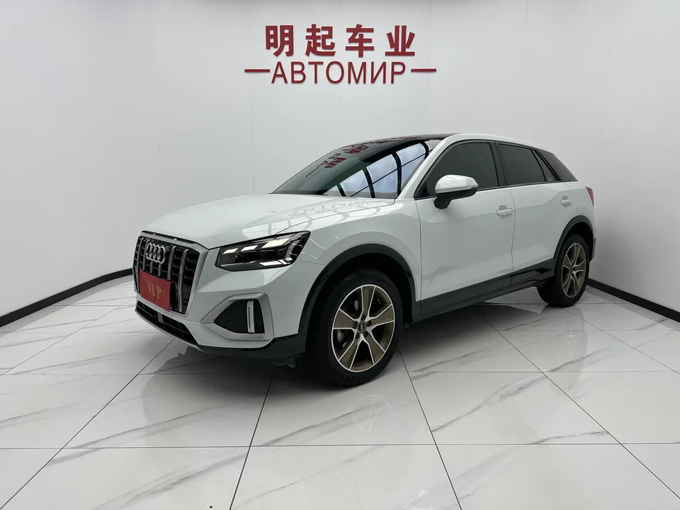 Audi Q2L Audi Q2L 2022 35 TFSI Stylish and Elegant 2023 — photo 1, buy with delivery to Moscow