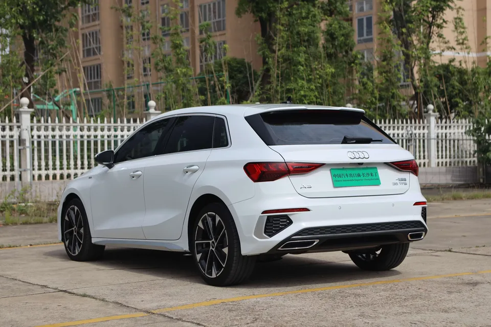 Audi A3 Audi A3 2022 Sportback 35 TFSI Stylish and sporty 2023 — thumbnail 2