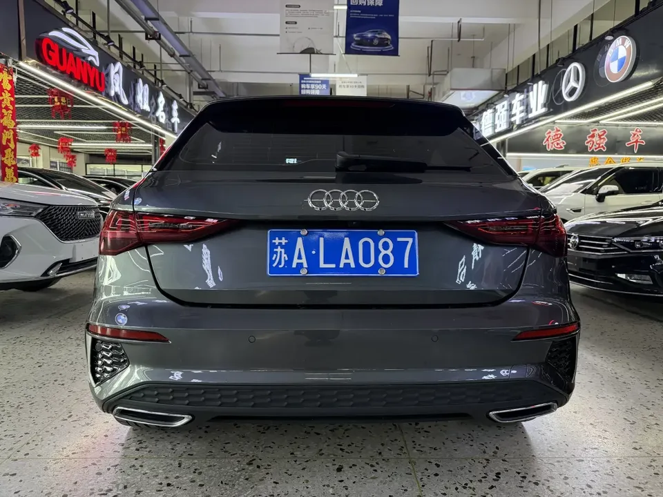 Audi A3 Audi A3 2021 Sportback 35 TFSI Luxury Sports 2022 — миниатюра 2