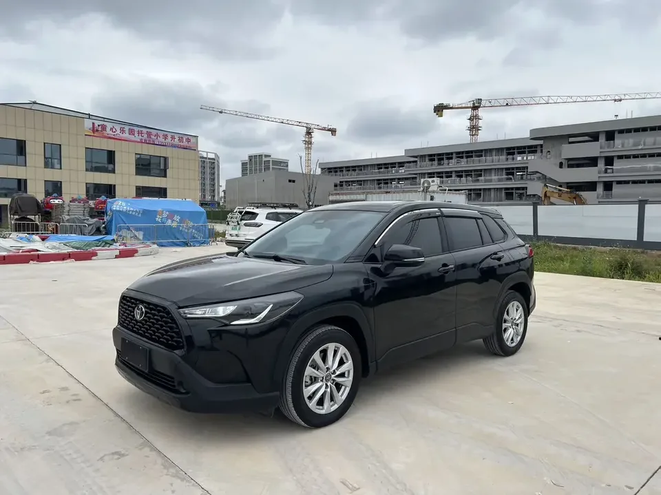 Toyota CorollaCross Corolla Sharp 2024 2.0L CVT Elite Edition 2025 — photo 1, buy with delivery to Moscow