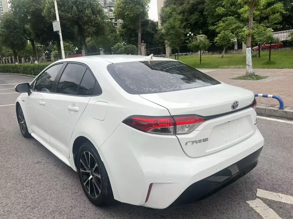Toyota Levin Lei Ling 2023 Hybrid 1.8L Deluxe Edition 2023 — thumbnail 2
