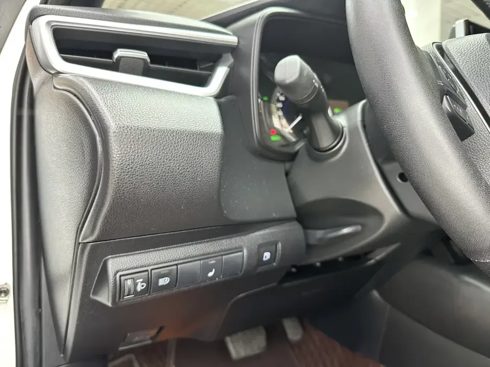 Toyota Levin Lei Ling 2023 Hybrid 1.8L Deluxe Edition 2023 — thumbnail 5