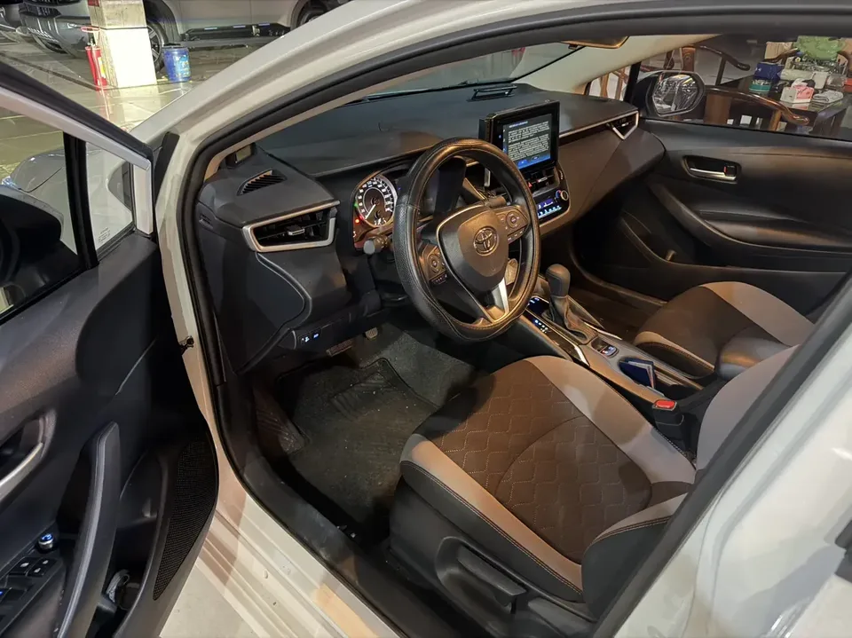 Toyota Corolla Corolla 2023 1.2T S-CVT Elite Edition 2023 — миниатюра 3
