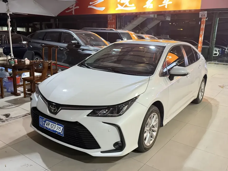Toyota Corolla Corolla 2023 1.2T S-CVT Elite Edition 2023 — фото 1, купить с доставкой в Москву