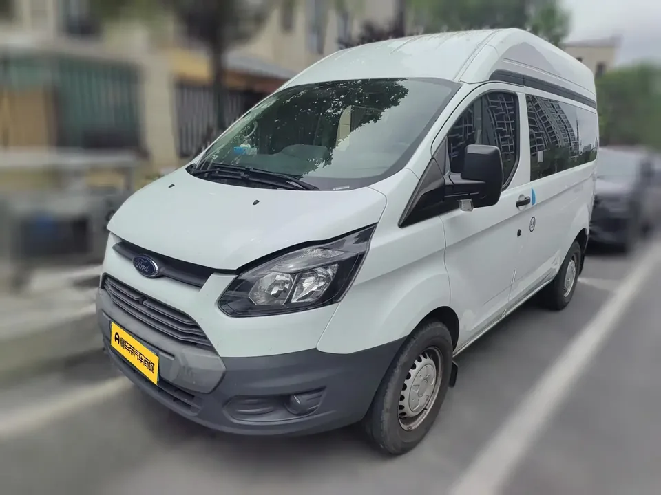 Ford Transit Transit 2019 2.0T diesel multi-purpose commercial vehicle short-axle mid-top 6-seater National VI 2022 — фото 1, купить с доставкой в Москву