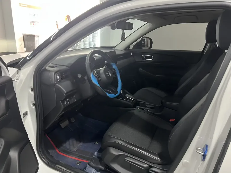 Honda VEZEL Binzhi 2023 1.5L CVT Technology Edition 2024 — thumbnail 3