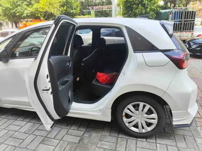 Honda FIT Fit 2023 1.5L CVT Trendy Edition 2023 — thumbnail 3