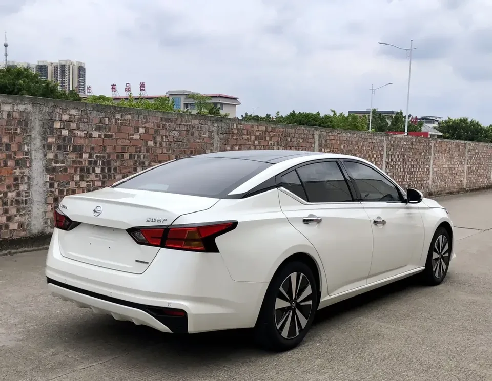 Nissan Altima Sound of nature 2021 2.0L XL Comfort Edition 2022 — thumbnail 2