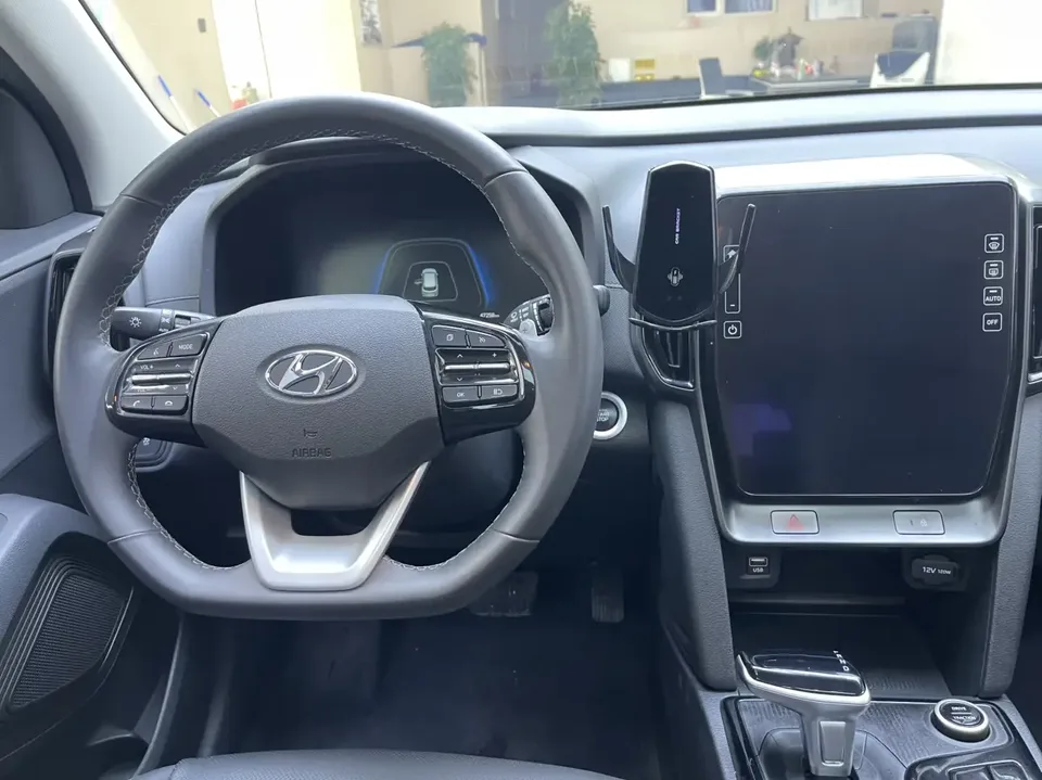 Hyundai ix35 Hyundai ix35 2021 240T GDi DCT 2WD Leading Edition GLS 2022 — миниатюра 5