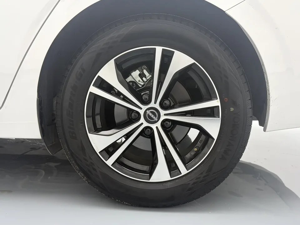 Nissan Sylphy Sylphy 2023 1.6L CVT Enjoy Edition 2024 — thumbnail 3