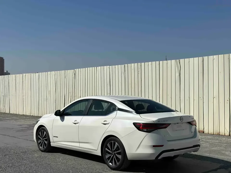 Nissan Sylphy Sylphy 2022 Electric drive version e-POWER Super Intelligent Link PLUS 2022 — thumbnail 4