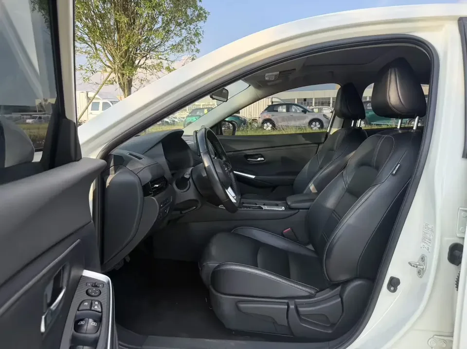 Nissan Sylphy Sylphy 2022 1.6L XL CVT Enjoy Edition 2023 — thumbnail 3