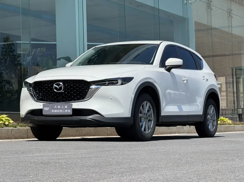 Mazda CX-5 Mazda CX-5 2022 2.0L Automatic 2WD Smart Model 2023 — photo 1, buy with delivery to Moscow