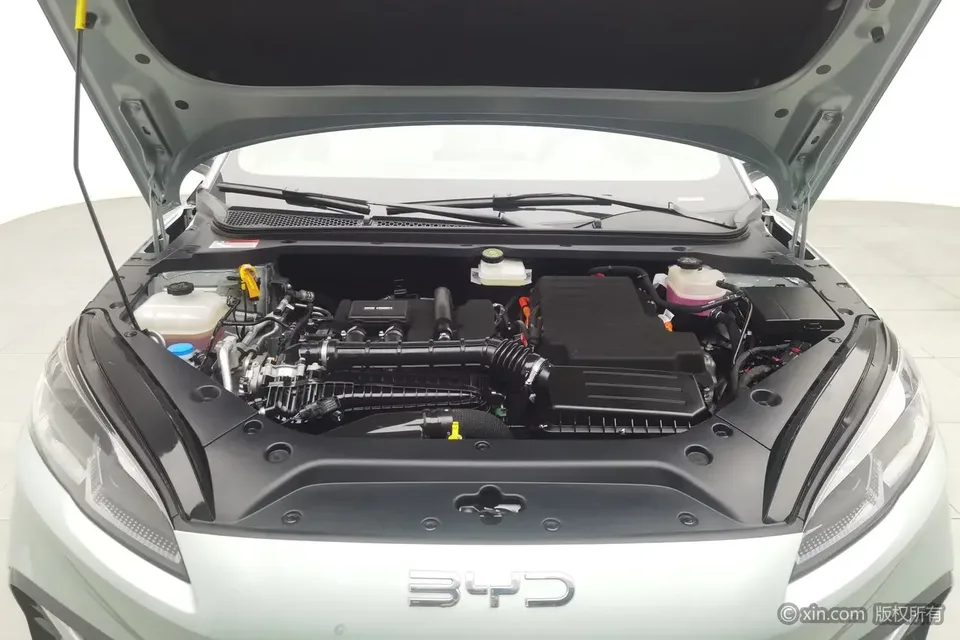 BYD Seal 06DM Seal 06DM 2024 DM-i 80KM Premium 2024 — thumbnail 2