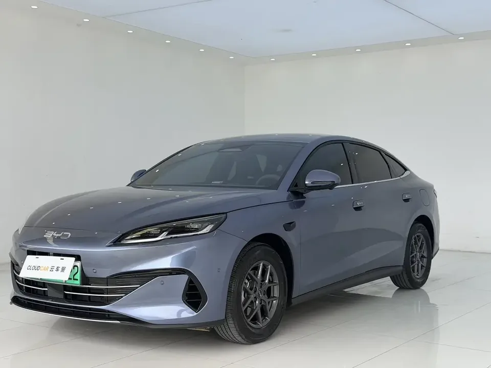 BYD Seal 06DM Seal 06DM 2025 DM-i 80KM Deluxe Smart Driving Edition 2025 — photo 1, buy with delivery to Moscow