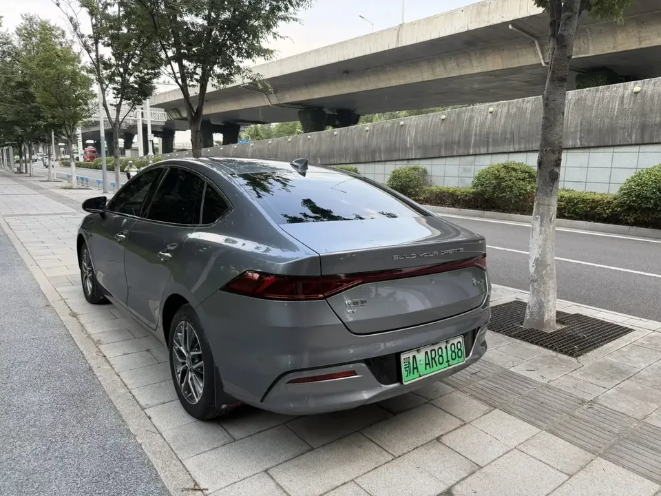 BYD Qin PLUS EV Qin PLUS EV 2024 Honor Edition 510KM Beyond 2024 — thumbnail 4