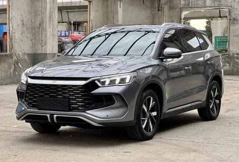 BYD Song Pro DM Song Pro DM 2024 DM-i Honor Edition 110km Excellence 2024 — photo 1, buy with delivery to Moscow