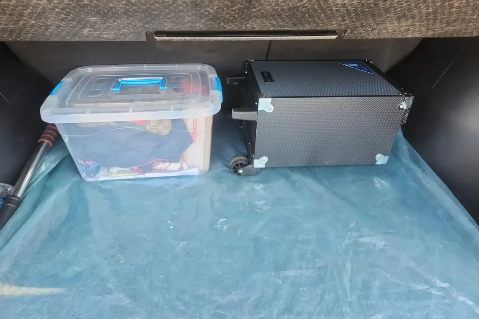 BYD Song Pro DM Song Pro DM 2024 DM-i Honor Edition 71km Pilot Edition 2024 — миниатюра 5
