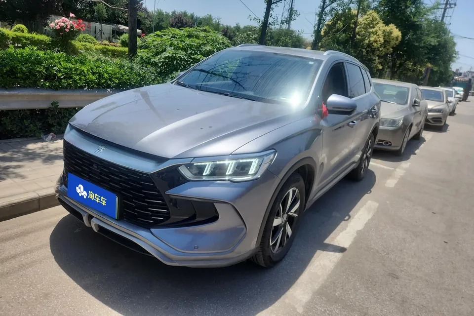BYD Song Pro DM Song Pro DM 2024 DM-i Honor Edition 71km Pilot Edition 2024 — фото 1, купить с доставкой в Москву