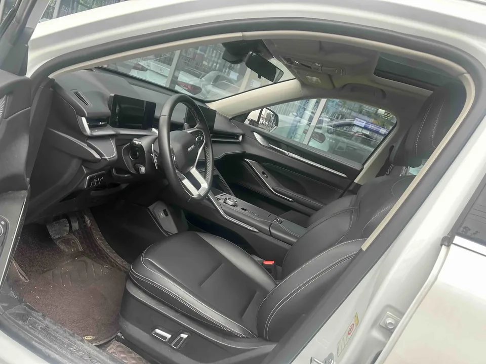 Haval H6 Haval H6 2022 The third generation 1.5T automatic two-wheel drive Max 2023 — thumbnail 3