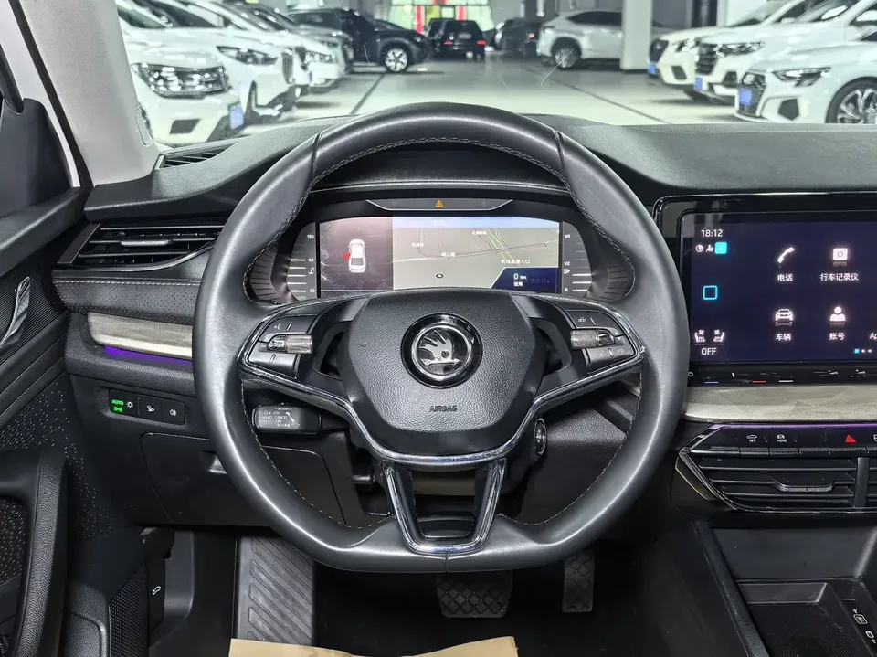 Skoda Octavia Octavia 2022 PRO TSI280 DSG Luxury Edition 2022 — thumbnail 5
