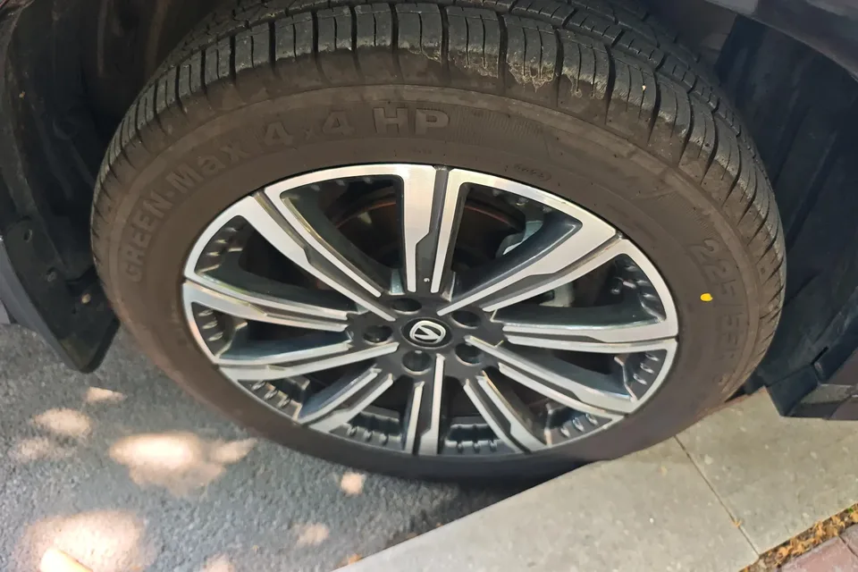 Changan CS75PLUS Changan CS75 PLUS 2024 The third generation champion version 1.5T automatic intelligent driving strong navigation 2025 — thumbnail 2