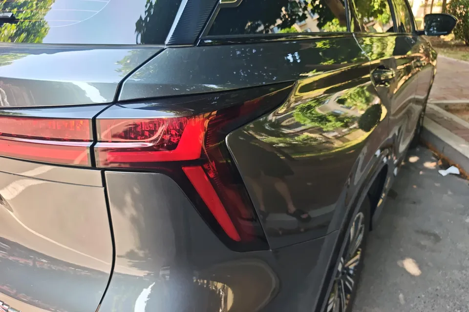 Changan CS75PLUS Changan CS75 PLUS 2024 The third generation champion version 1.5T automatic intelligent driving strong navigation 2025 — thumbnail 3