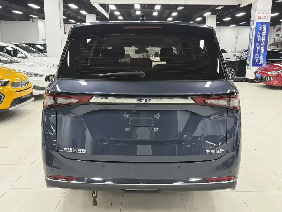 Wuling Jiachen Wuling Jiachen 2022 1.5T CVT Premium Flagship Model 2022 — thumbnail 2