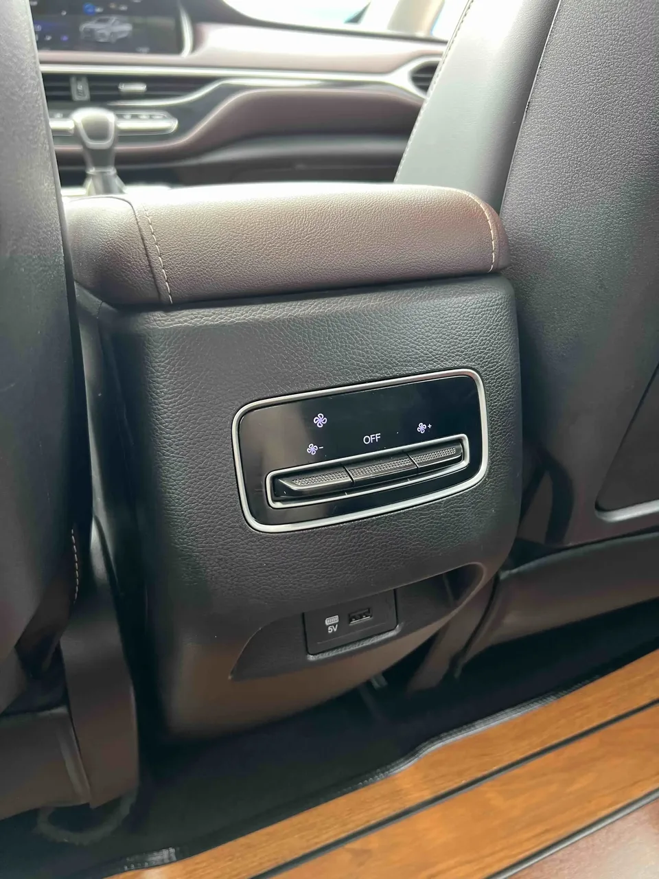 GAC Trumpchi M6 Trumpchi M6 2021 Pro 270T Automatic Deluxe Edition 2022 — миниатюра 3