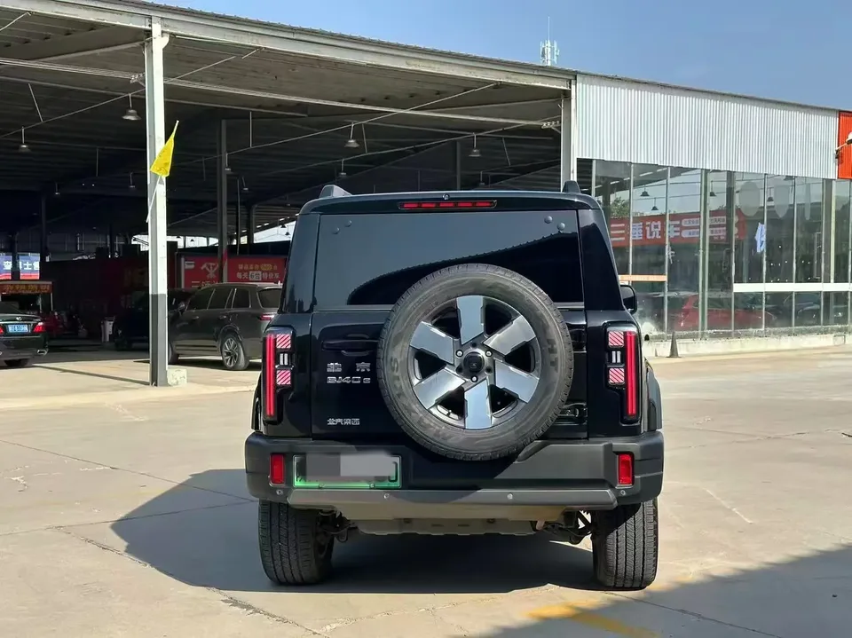 BAIC Beijing Off-road BJ40 Extended Range Beijing Off-road BJ40 Extended Range 2025 Standard Edition 2025 — thumbnail 2