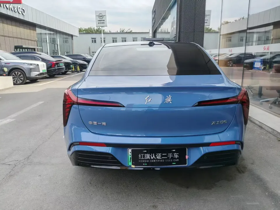 Hongqi Red Flag Tiangong 05 Red Flag Tiangong 05 2025 Version 550 2026 — thumbnail 2
