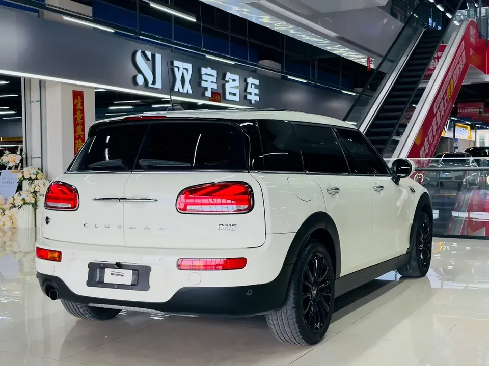 MINI Clubman MINI CLUBMAN 2022 Modified 1.5T ONE 2023 — thumbnail 2