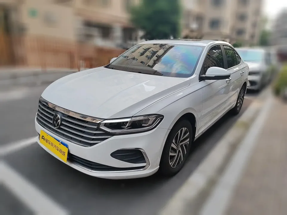 Volkswagen Lavida Lavida 2024 1.5L Automatic 5 Million Edition 2024 — photo 1, buy with delivery to Moscow
