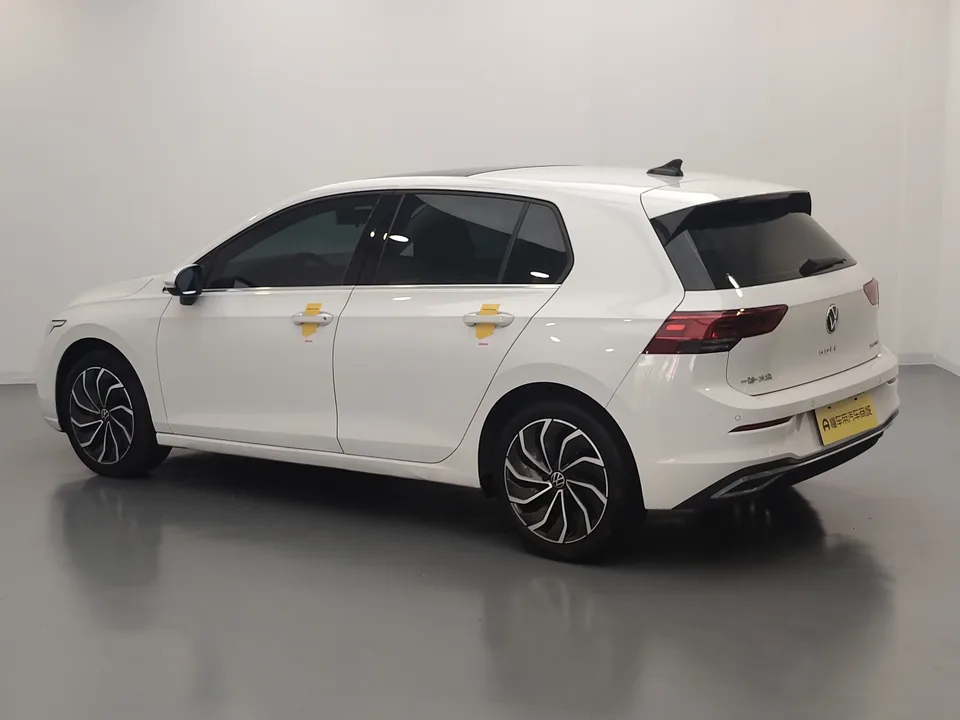 Volkswagen Golf golf 2023 280TSI DSG Pro 2023 — thumbnail 2