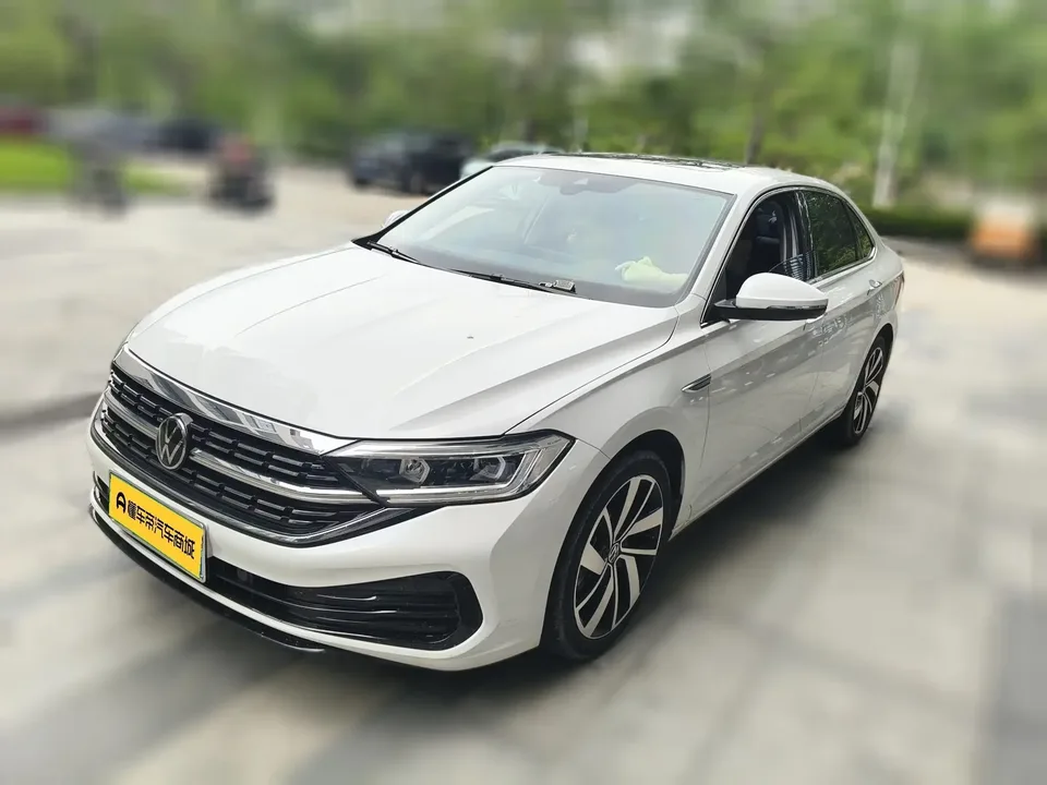 Volkswagen Sagitar Sagitar 2023 300TSI DSG Excellence Edition 2023 — фото 1, купить с доставкой в Москву