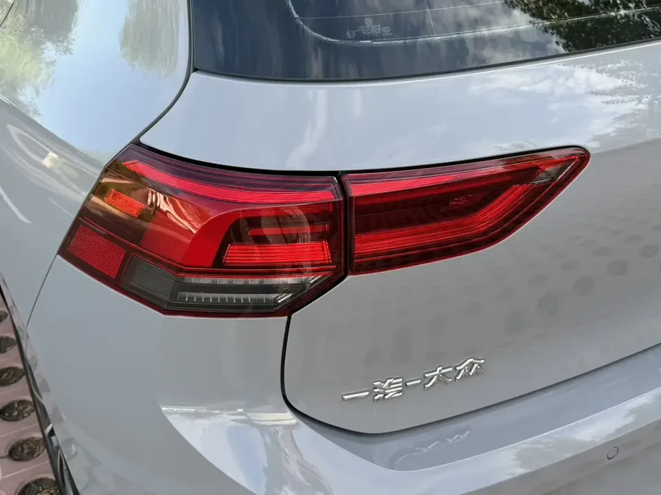 Volkswagen Golf golf 2023 280TSI DSG Pro facelift 2023 — thumbnail 3