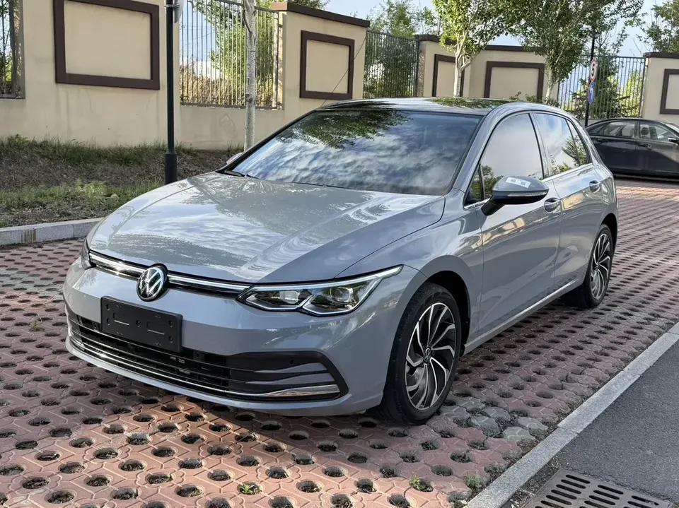 Volkswagen Golf golf 2023 280TSI DSG Pro facelift 2023 — photo 1, buy with delivery to Moscow