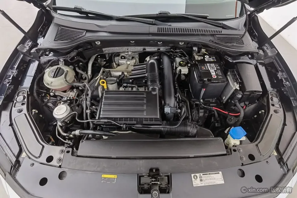 Volkswagen Passat Passat 2021 280TSI Business Edition 2023 — thumbnail 2