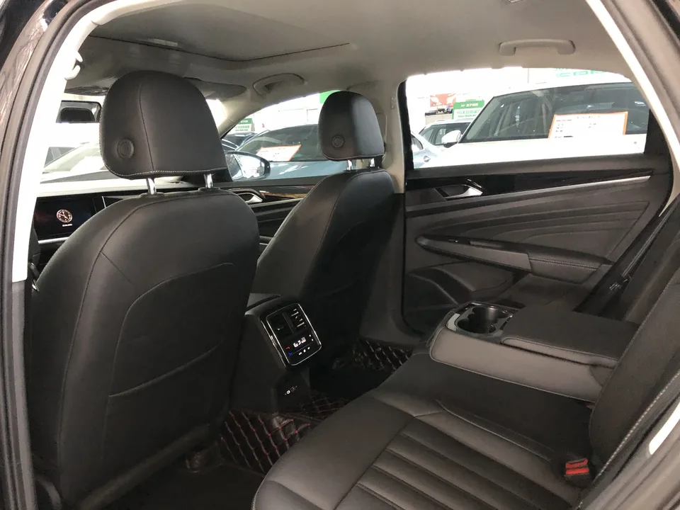 Volkswagen Passat Passat 2023 Modified 280TSI Elite Edition 2023 — thumbnail 5