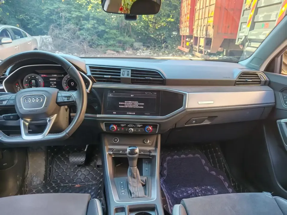 Audi Q3 Audi Q3 2022 35 TFSI Stylish Dynamic 2022 — thumbnail 3