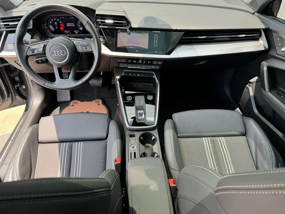 Audi A3 Audi A3 2023 A3L Limousine 35 TFSI facelift: stylish and sporty 2023 — thumbnail 3