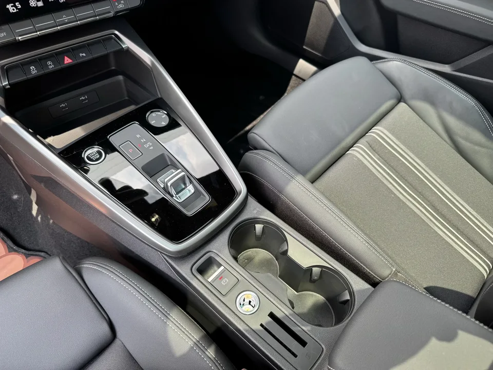 Audi A3 Audi A3 2023 A3L Limousine 35 TFSI facelift: stylish and sporty 2023 — thumbnail 4