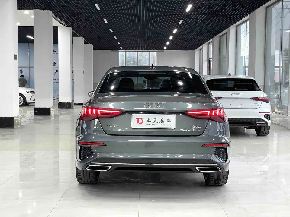 Audi A3 Audi A3 2023 A3L Limousine 35 TFSI facelift: stylish and sporty 2023 — миниатюра 2